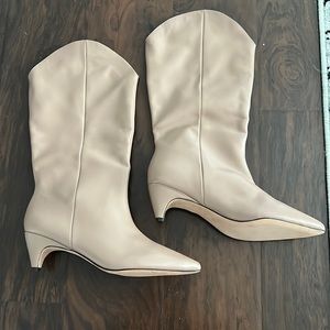 BRAND NEW RAYE BOOTS!